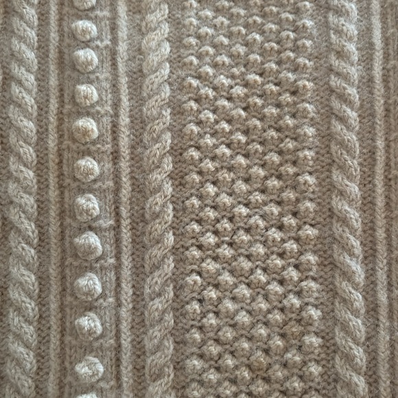 Thick Irish knit - Picture 3 of 8